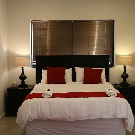 Millennium Body Guards Guesthouse Hartbeespoort Exterior photo