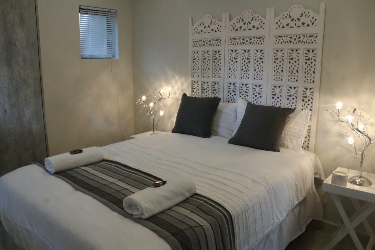 Millennium Body Guards Guesthouse Hartbeespoort Exterior photo